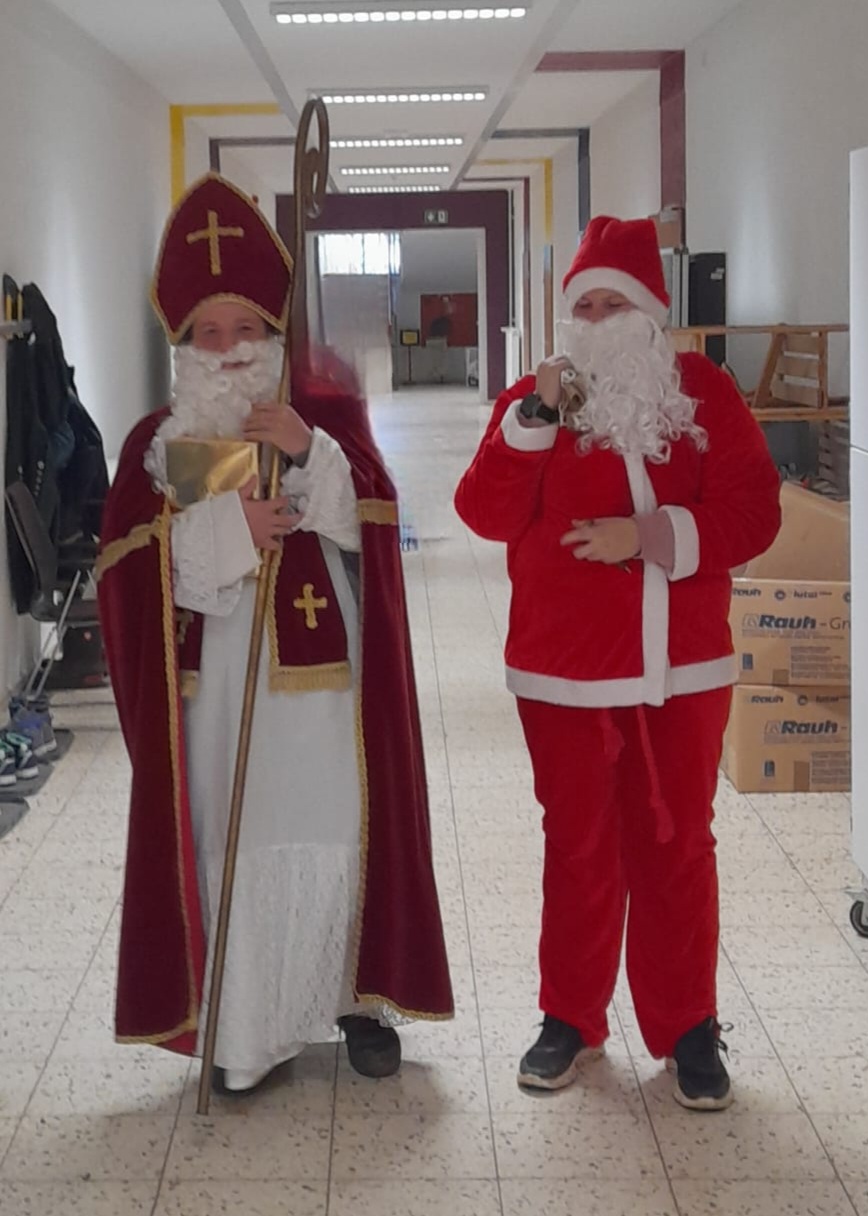 Nikolaus in der Liesertal-Schule Nikolaus in der Liesertal-Schule